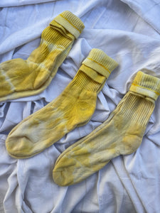 Garden-Dyed Crew Socks